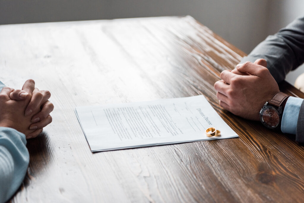 Divorcio contencioso: cuándo se aplica y qué debes tener en cuenta